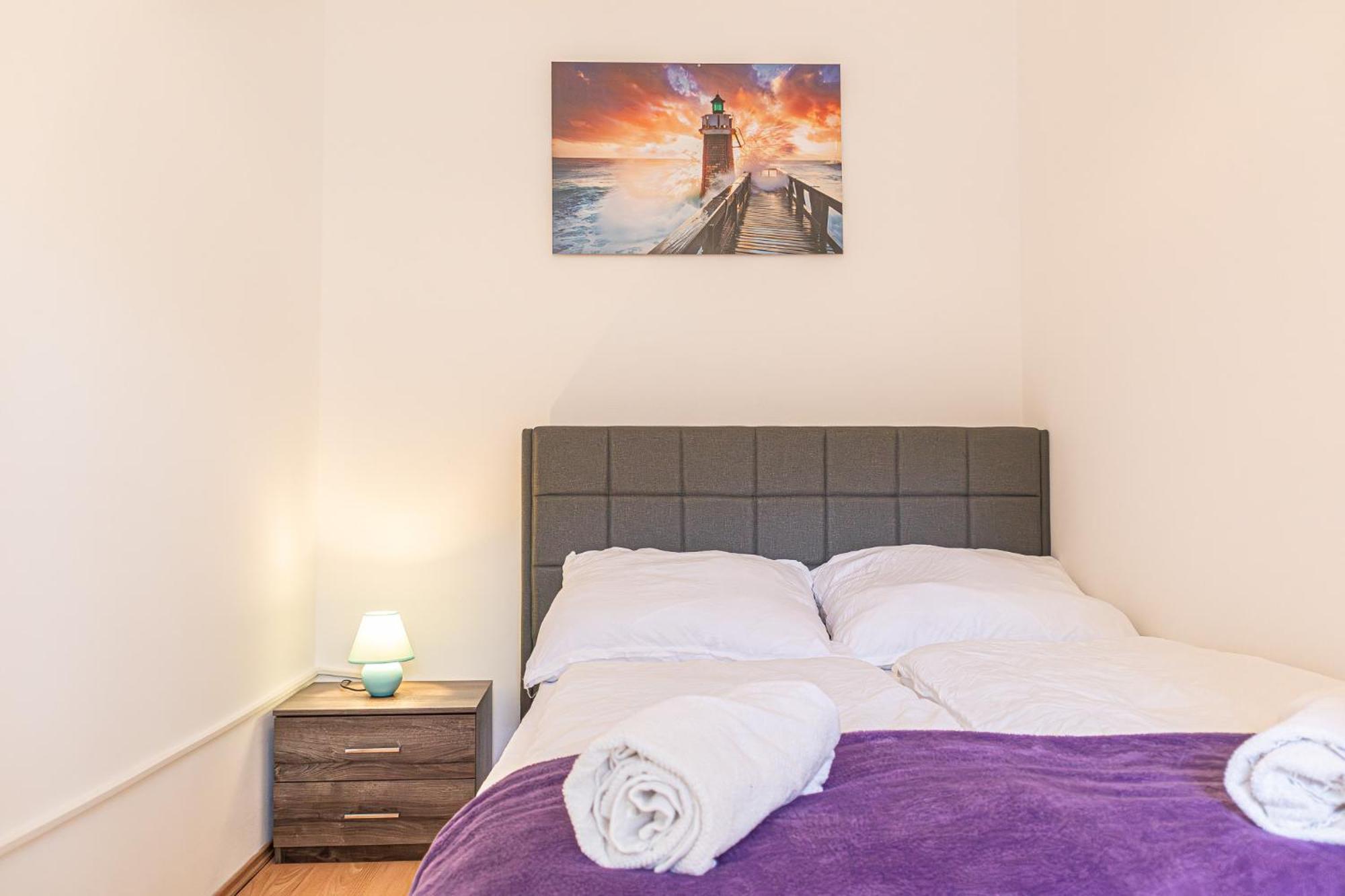 Spacious 2Br Apt Great Location - Near Schoenbrunn Виена Екстериор снимка
